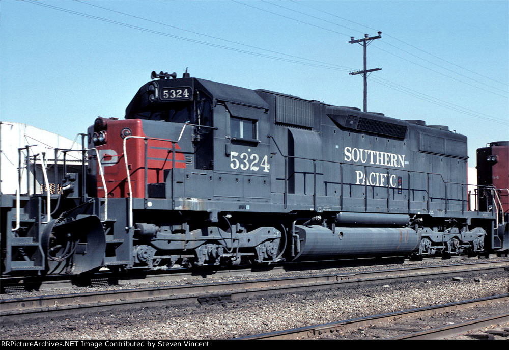 Southern Pacific SD39 #5324